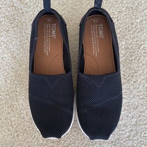 Black Toms